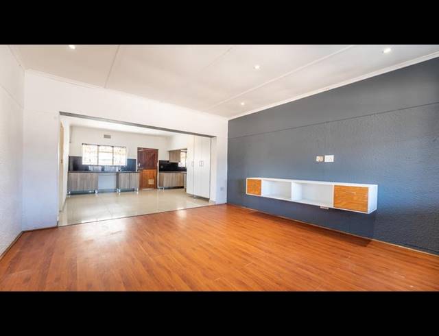 3 BEDROOM HOUSE FOR SALE IN RICHMOND